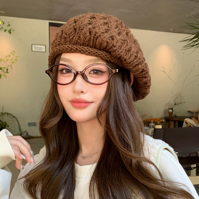 カジュアルコーデ 編み込み ベレー帽 レディース 帽子 小顔効果 暖かい おしゃれ