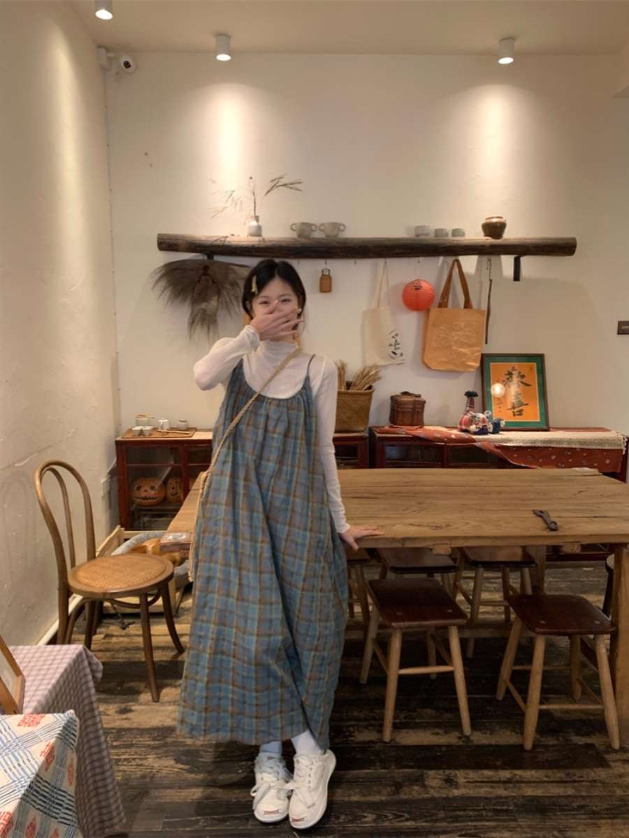 カジュアルコーデ  ゆったりチェック柄キャミワンピース