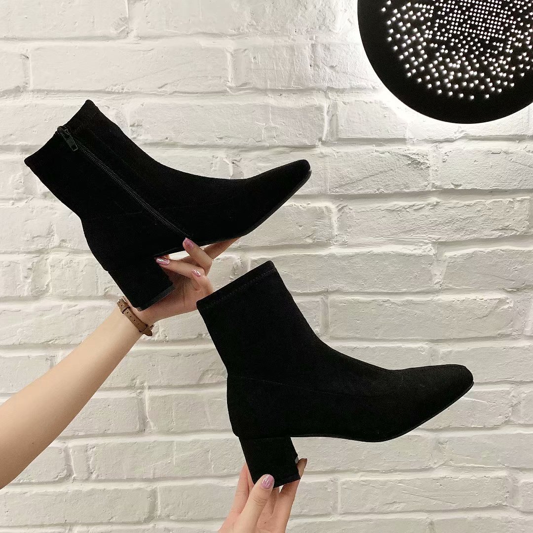 カジュアルコーデ 太ヒール ショートブーツ レディース 美脚効果 スクエアトゥ