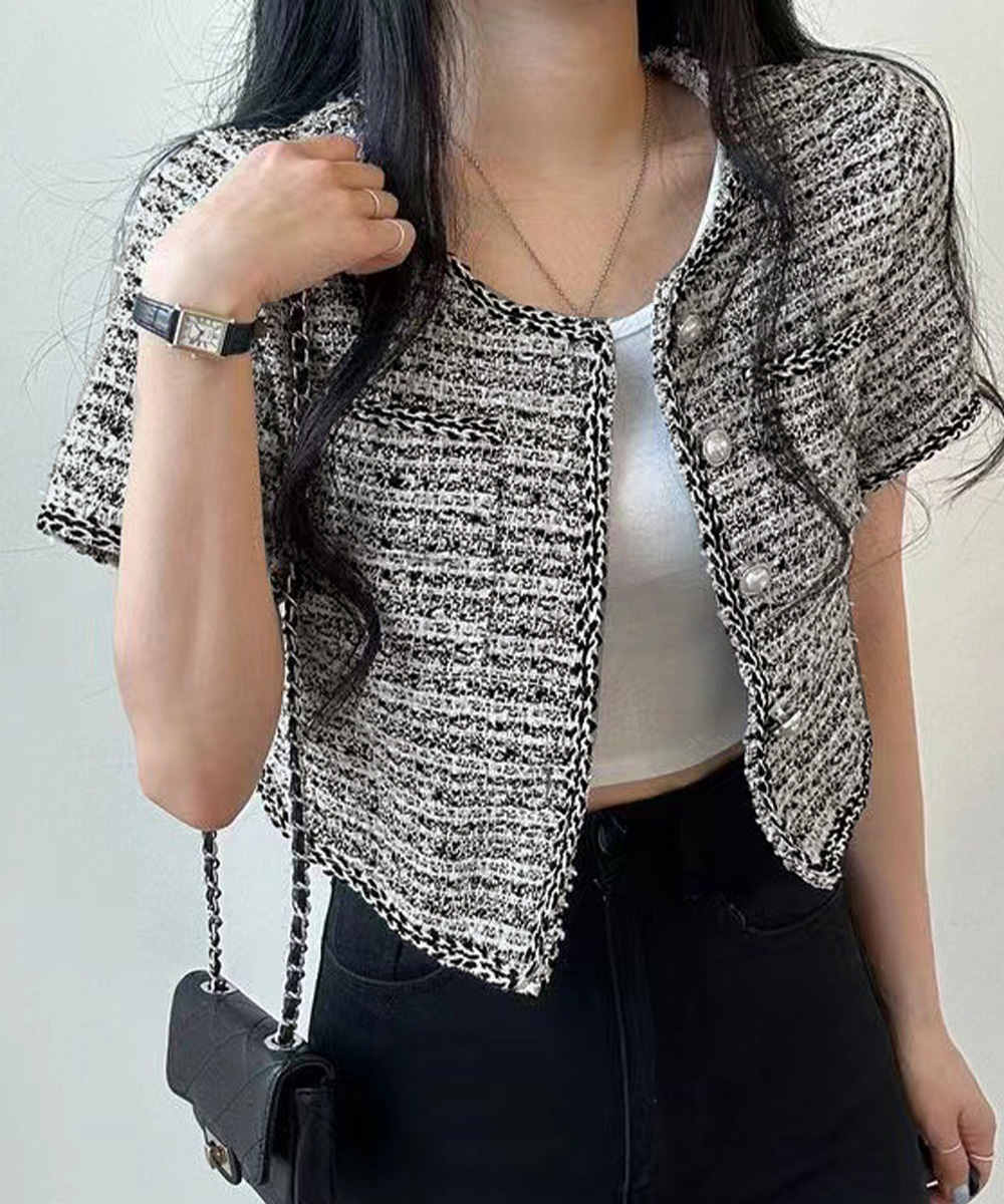 https://fulmo-img-server.com/casualfa/da8252db-b129-4d5a-a45d-90369e8fe7f3.jpg