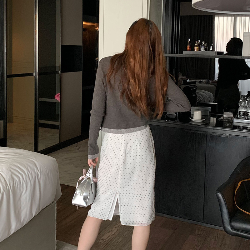 https://fulmo-img-server.com/casualfa/db0e8686-20ee-4534-8d73-7e440fc20f42.jpg