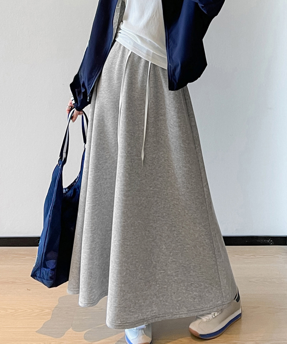 カジュアルコーデ ウエストゴム スウェット ロングスカート 美脚 春秋冬