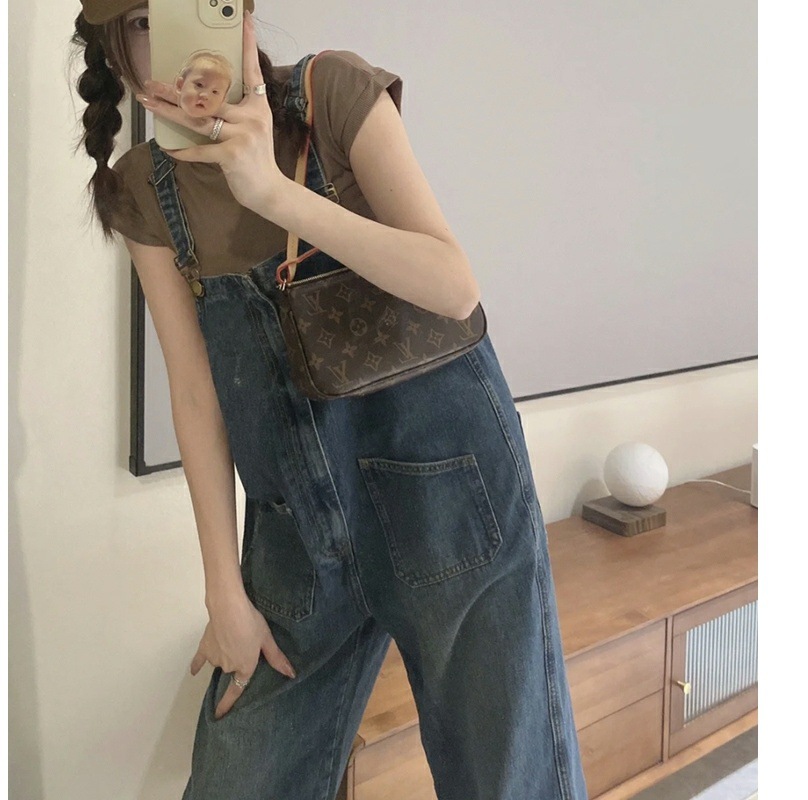 カジュアルコーデ カジュアルコーデ ゆったりサロペットデニムパンツ