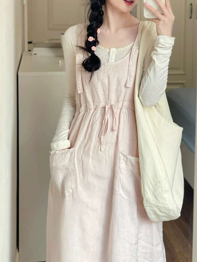 カジュアルコーデ  フェミニンリボン付きロングワンピース