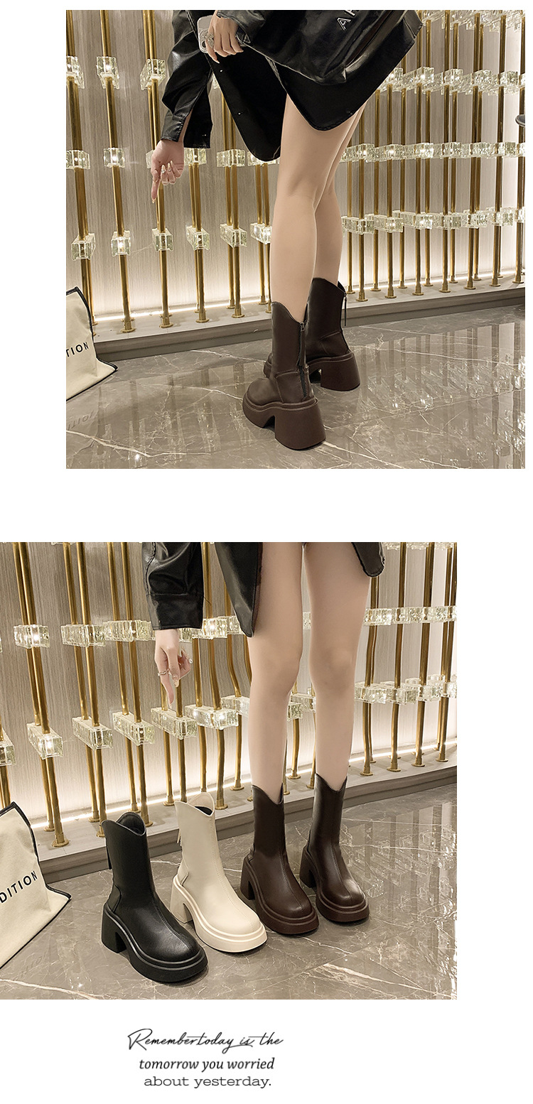 カジュアルコーデ 厚底ミドルブーツ 太ヒール 脚長効果 美脚ブーツ 黒