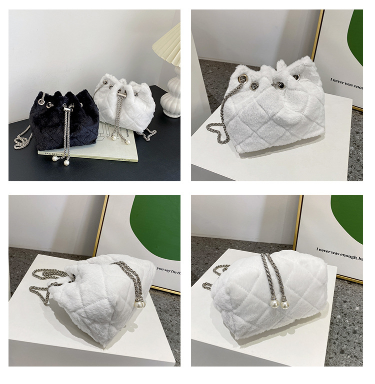 チェーン バッグ フェイクファー巾着チェーンミニショルダーバッグ