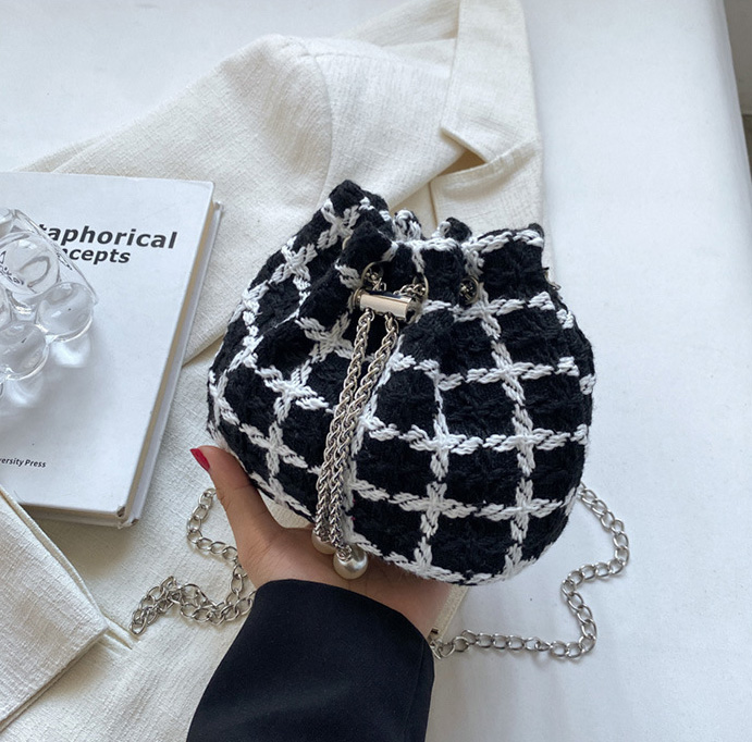 チェーン バッグ ツイード チェーン ショルダーバッグ パール タッセル 巾着