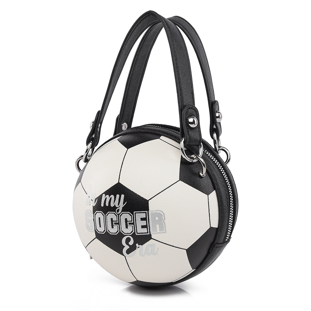 チェーン バッグ サッカーボール型ミニバッグ