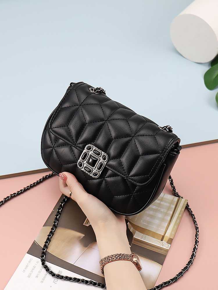 チェーンバッグ ミニ キルティング宝石留め金