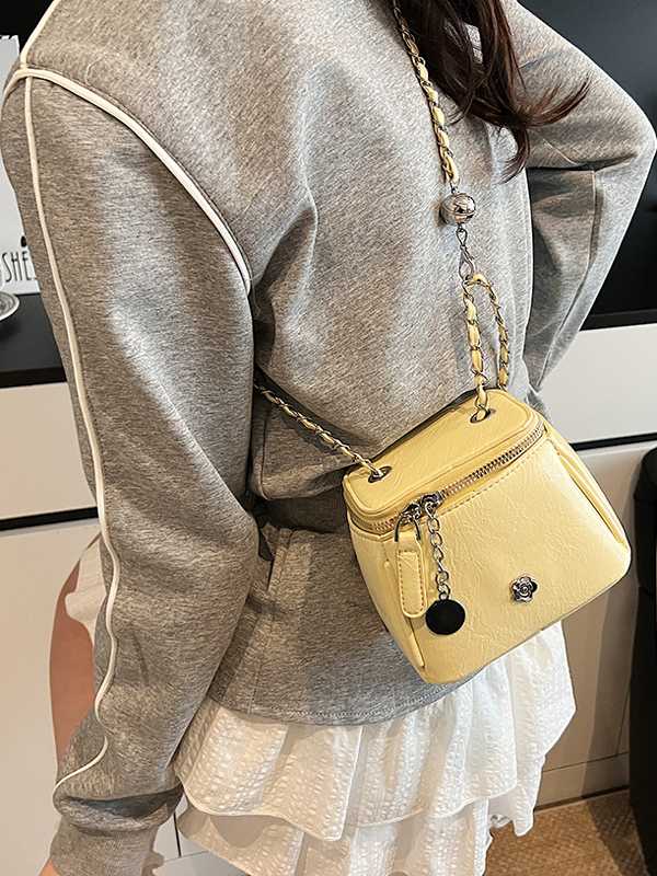 チェーンバッグ ミニ シャルム小箱型