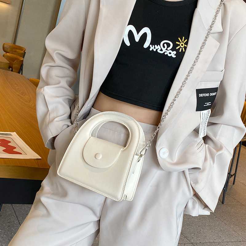 チェーン バッグ アーチフォルム チェーンミニバッグ