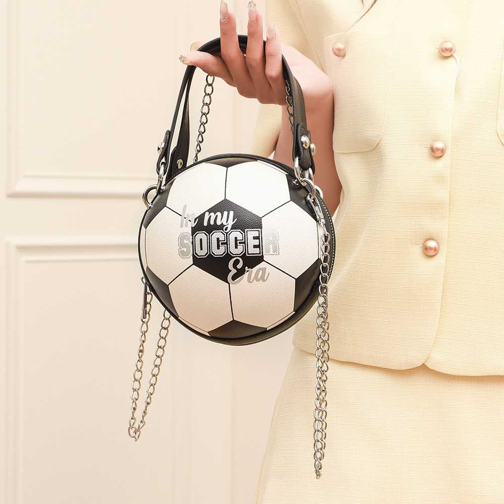 チェーン バッグ サッカーボール型ミニバッグ