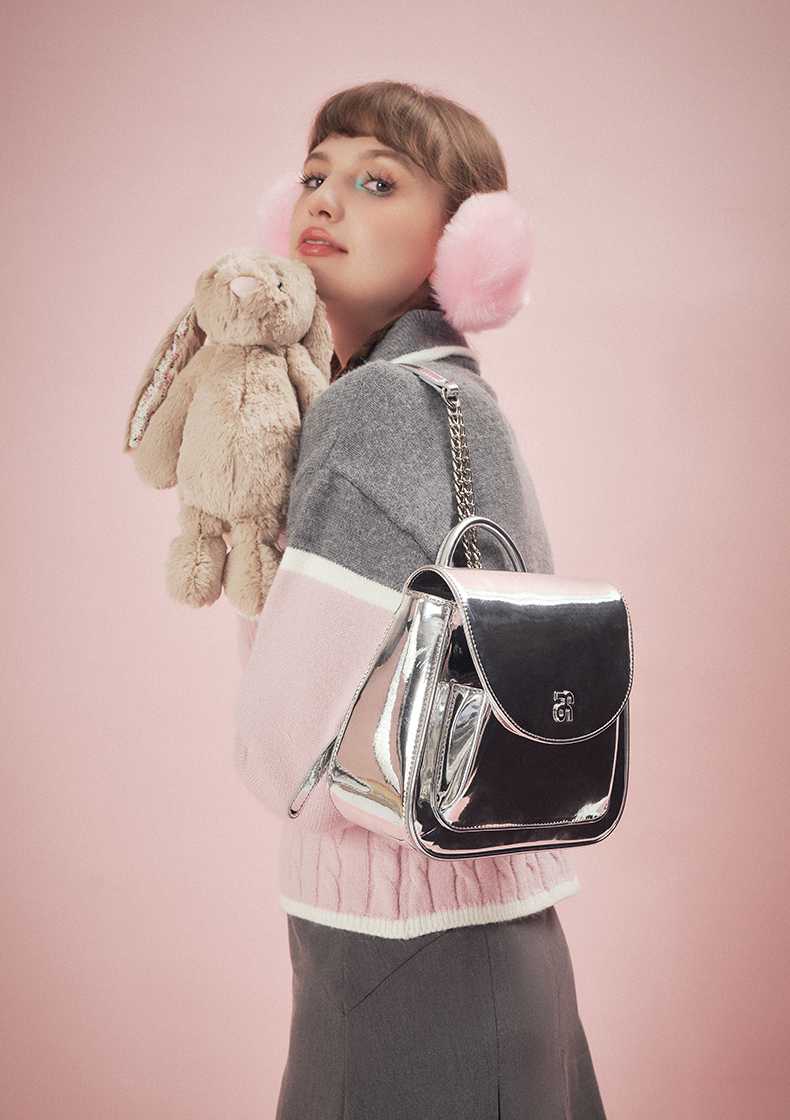 チェーン バッグ 輝きメタリックフラップミニバッグ