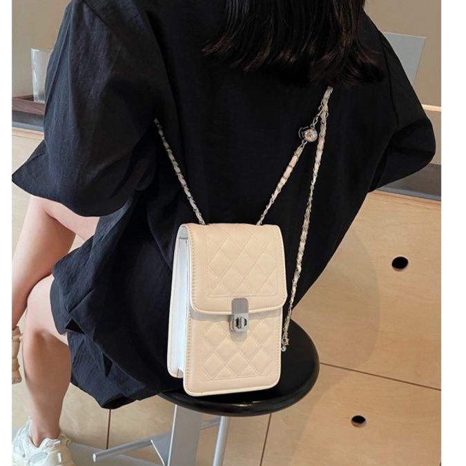 チェーン バッグ キルティング風携帯ポシェット チェーン付きミニショルダーバッグ