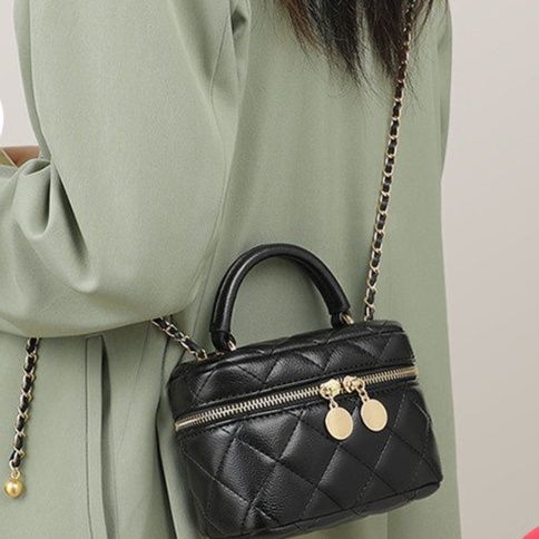 チェーン バッグ キルティングミニボストン型チェーンショルダーバッグ