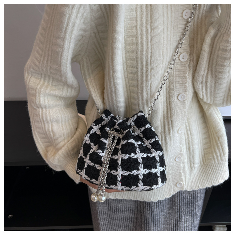 チェーン バッグ ツイード チェーン ショルダーバッグ パール タッセル 巾着