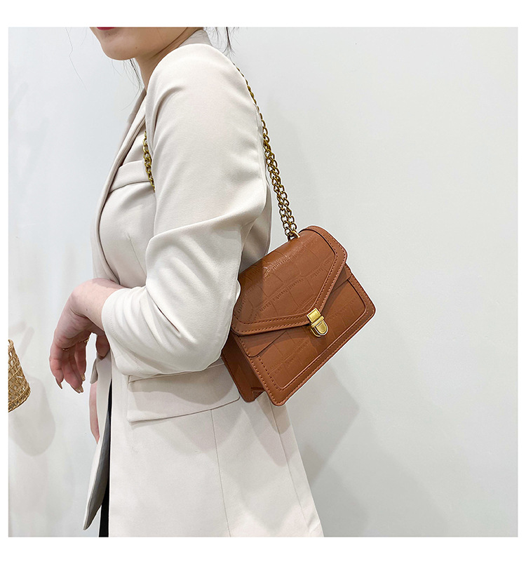 チェーン バッグ 鰐革調型押しショルダーバッグ