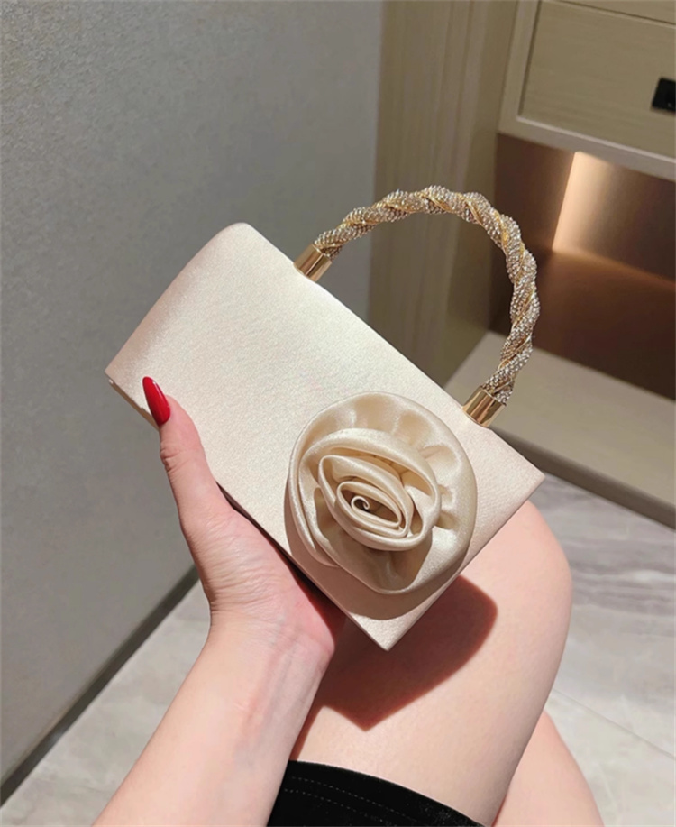 https://fulmo-img-server.com/chai-ny/3d750183-2ce4-4186-bfe9-2eb084d456d8.jpg