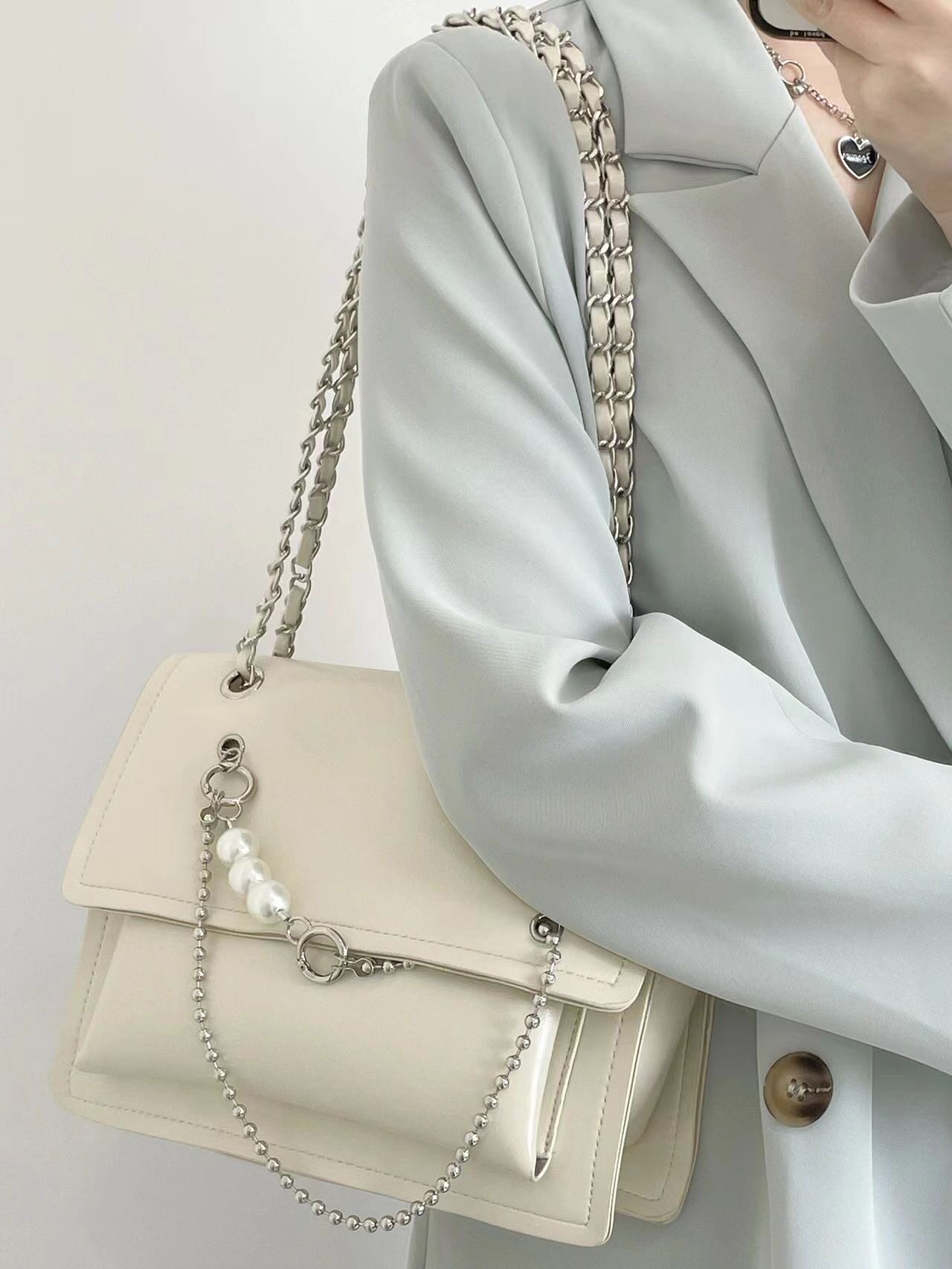 チェーン バッグ パール装飾付き二連チェーンショルダーバッグ