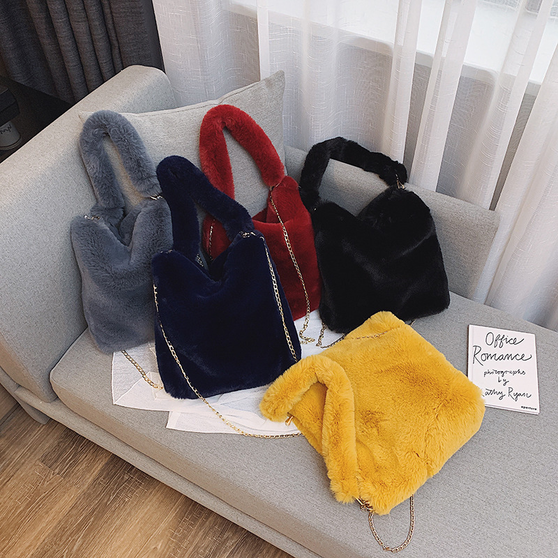 チェーン バッグ ふわふわボアトートバッグ チェーン付き韓国風レディース