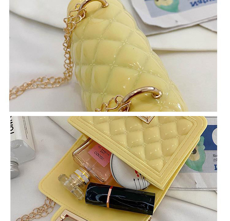 チェーン バッグ 艶やかキルティング ミニ チェーン ショルダー バッグ