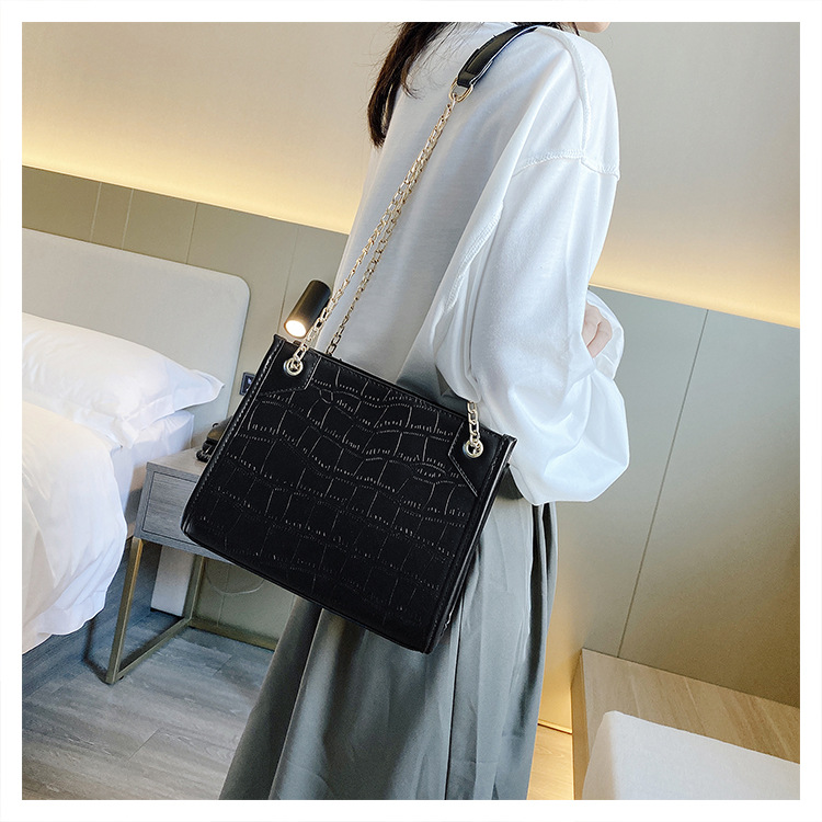 チェーン バッグ 女性用クロコダイル型押しショルダーバッグ通勤通学