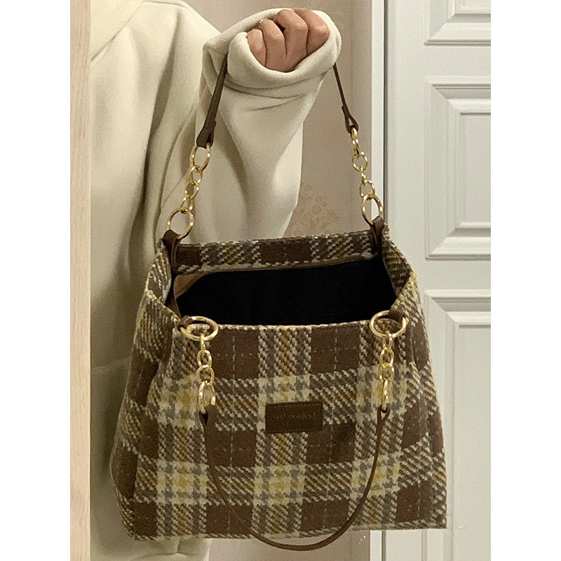 チェーン バッグ 格子柄ツイード調大容量トートバッグ金鎖チェーン付き