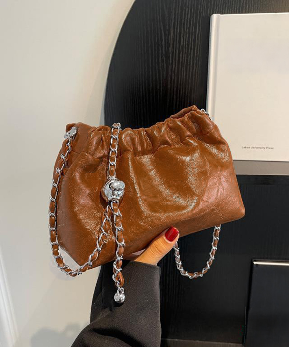 チェーン バッグ 上品光沢チェーンショルダー巾着バッグ