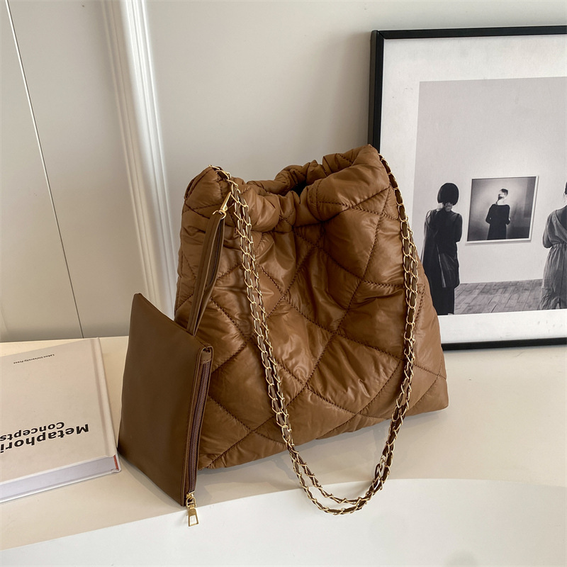 チェーン バッグ キルティング巾着チェーンバッグ