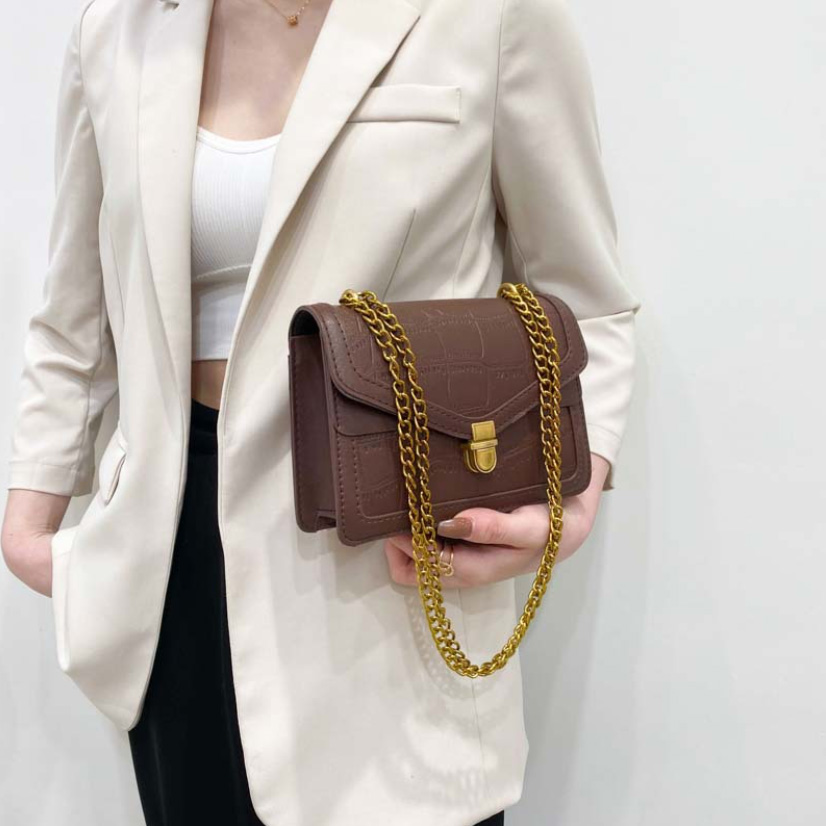 チェーン バッグ 鰐革調型押しショルダーバッグ