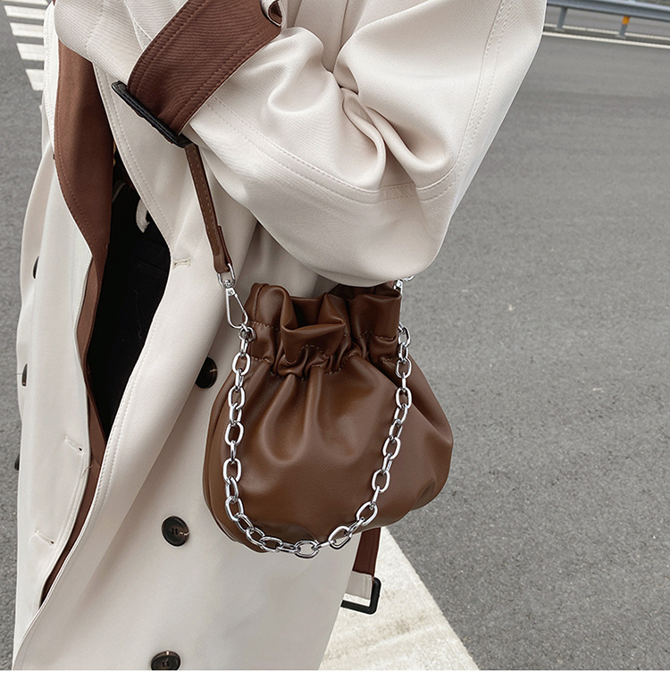 チェーン バッグ レトロ巾着型チェーンバッグ斜めがけショルダー