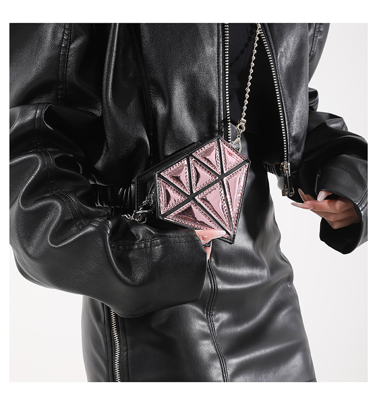 チェーン バッグ ダイヤモンド型ミニショルダーバッグ キラキラ輝く小物入れ チェーン付き