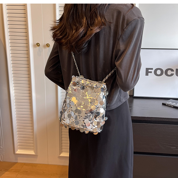 チェーン バッグ 高見えスパンコール装飾チェーンショルダーバッグ