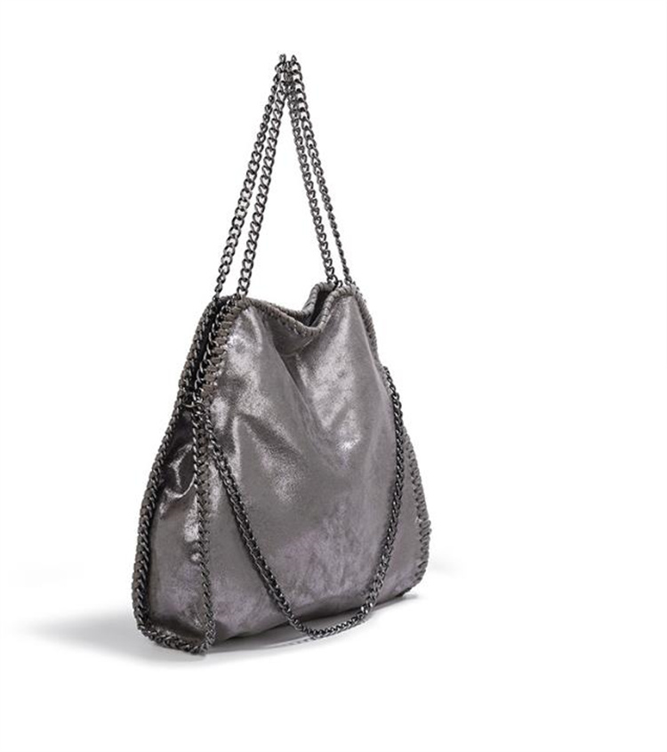 チェーン バッグ チェーン付ショルダーバッグ縦型四角レトロ調