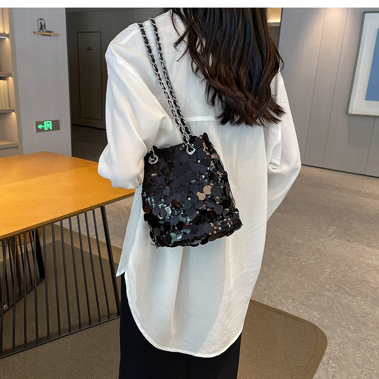 チェーン バッグ 高見えスパンコール装飾チェーンショルダーバッグ