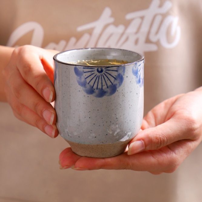 茶碗 和風手描き文様湯呑み茶碗