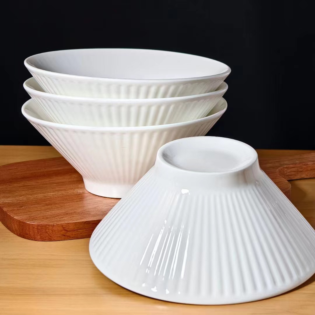 茶碗 放射状ストライプ柄の上品な洋風茶碗