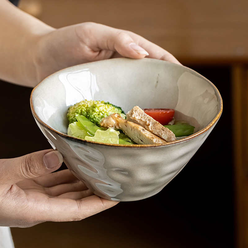 手仕事の温もり漂う窯変釉どんぶり茶碗