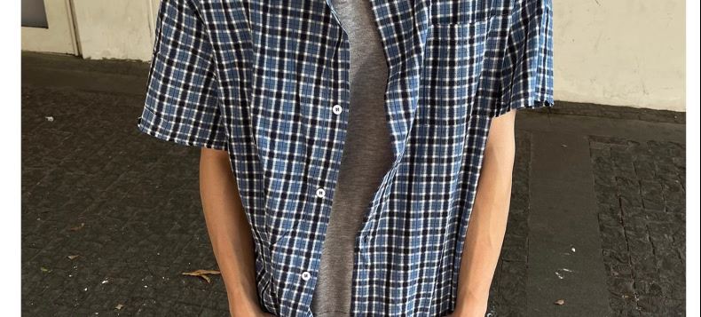 チェックシャツ 格子模様の涼やか半袖シャツ