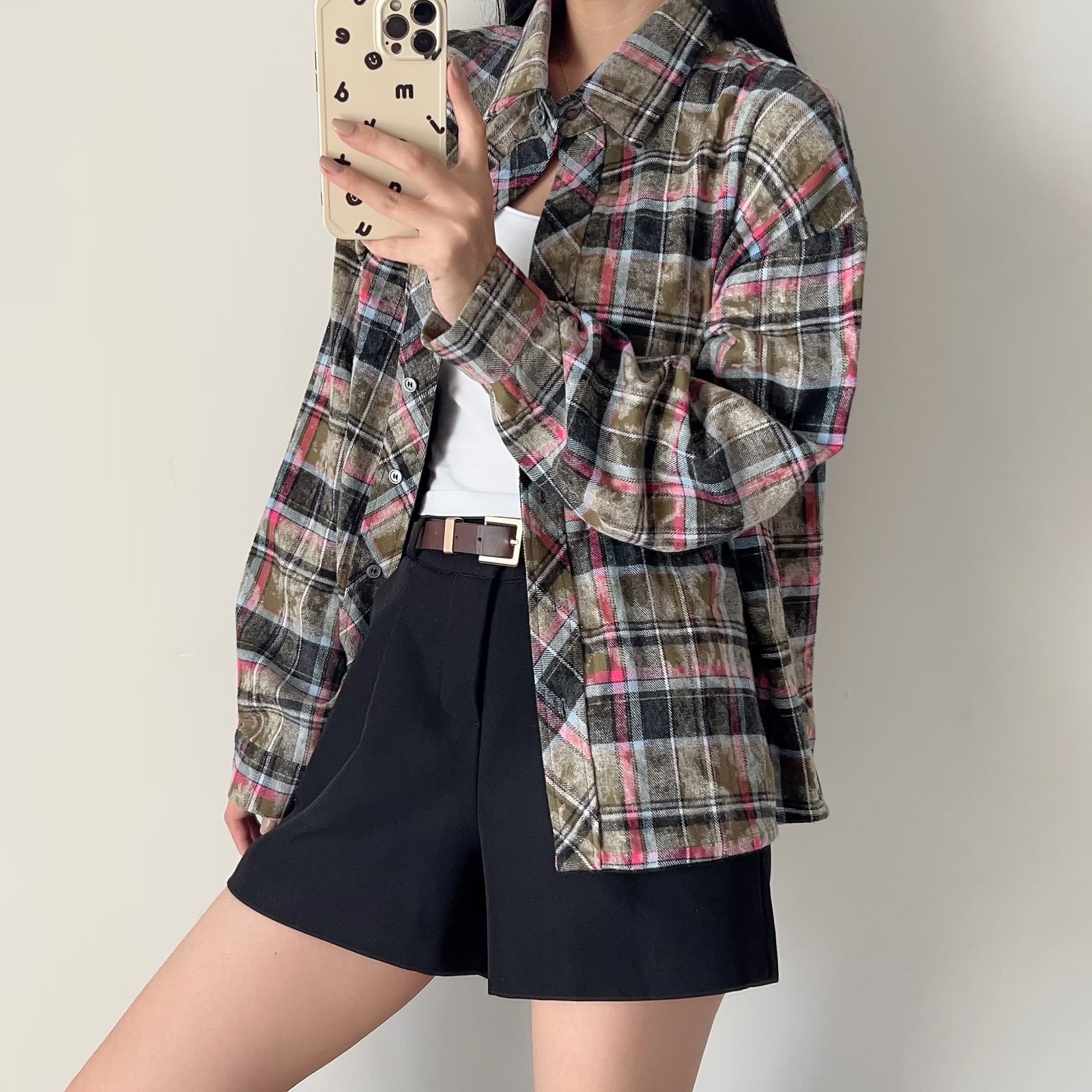 シワ加工チェックシャツ