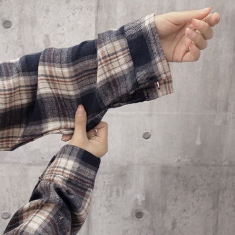 チェック 服トップス フード付き ゆったりオーバーサイズチェックシャツ