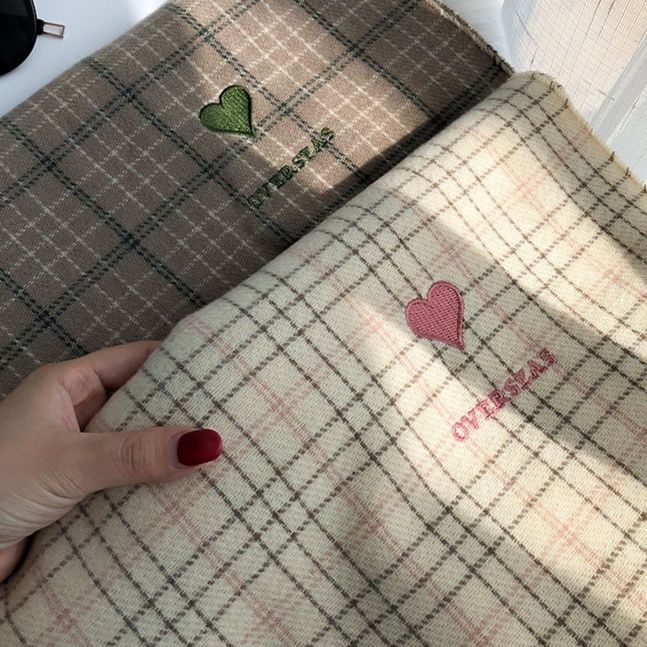 チェック 服 ハート刺繍入りチェック柄フリンジマフラー