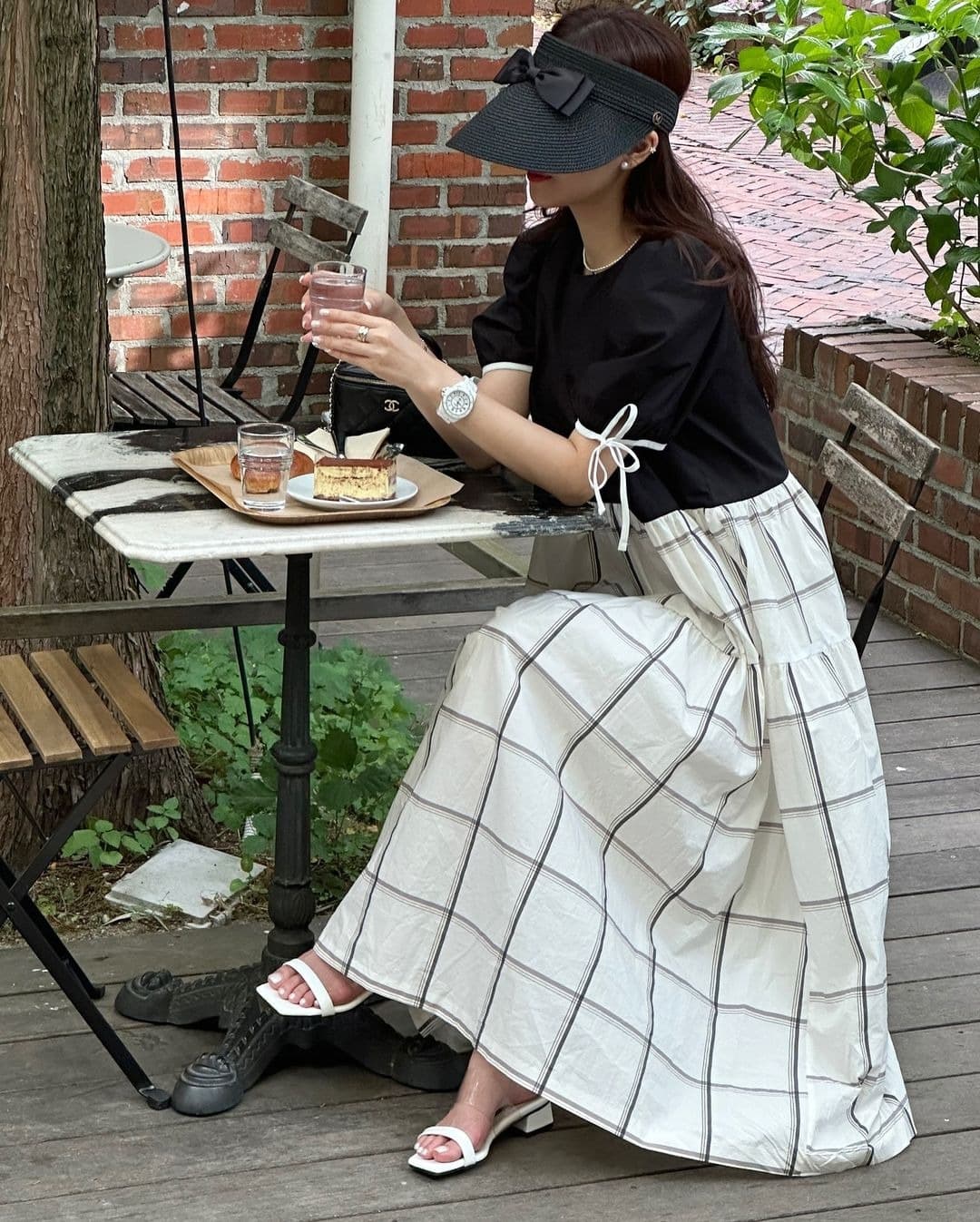 https://fulmo-img-server.com/checkly/60bcbfc1-e837-4a98-bae4-ed84fe0b70e5.jpg