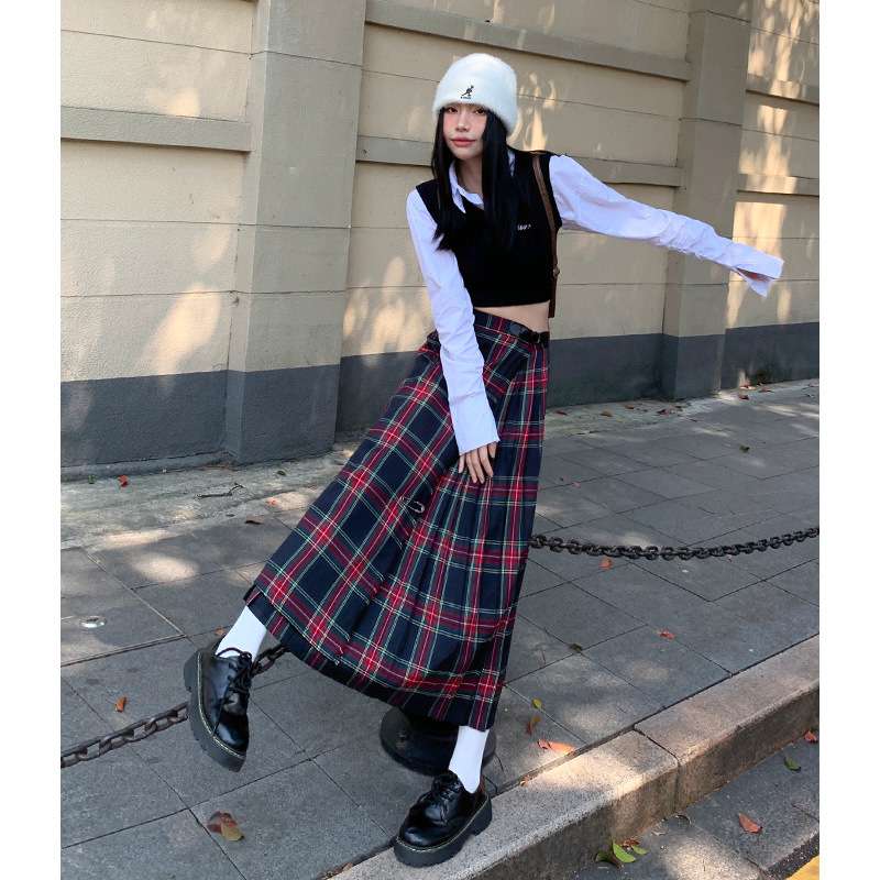 プリーツロングチェックスカート