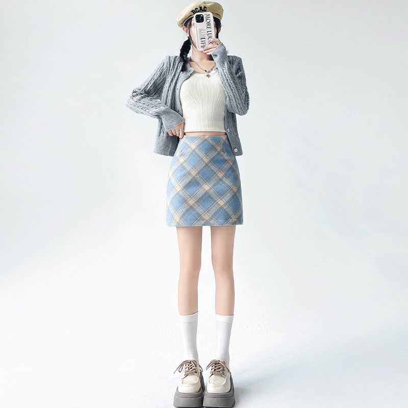 レトロ感が可愛い♡チェック柄ミニスカート