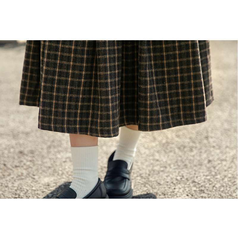 ナチュラルチェックスカート