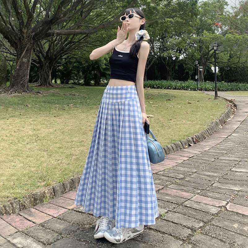 ガーリーなチェック柄ロングスカート✨