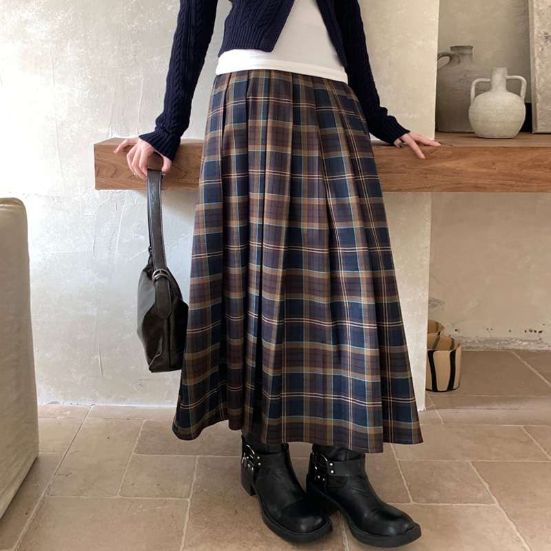 クラシカルプリーツチェックスカート
