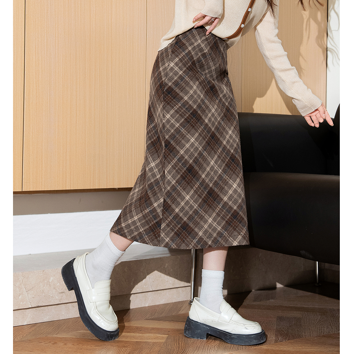 https://fulmo-img-server.com/checkystyle/cc0a9319-e7a4-4ec7-8f0e-1eca4ef60239.jpg