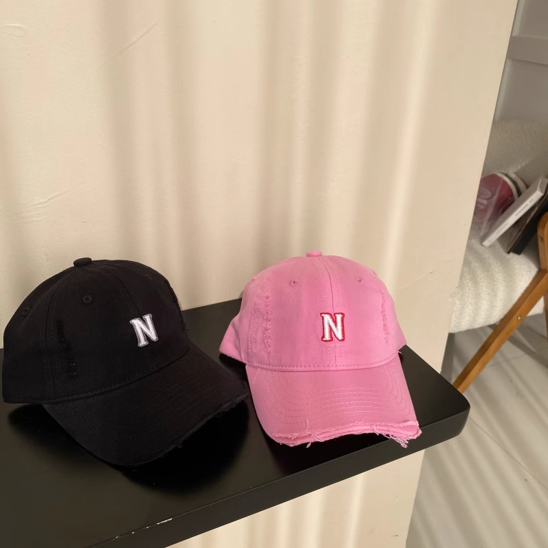 キッズ帽子 イニシャル「N」刺繍ダメージヴィンテージキャップ